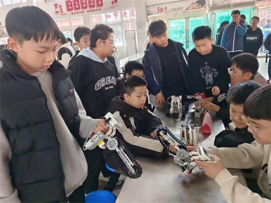 微信图片_20251023230809_8_254.jpg
