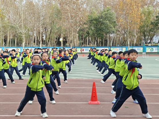 大课间之武术操2.jpg
